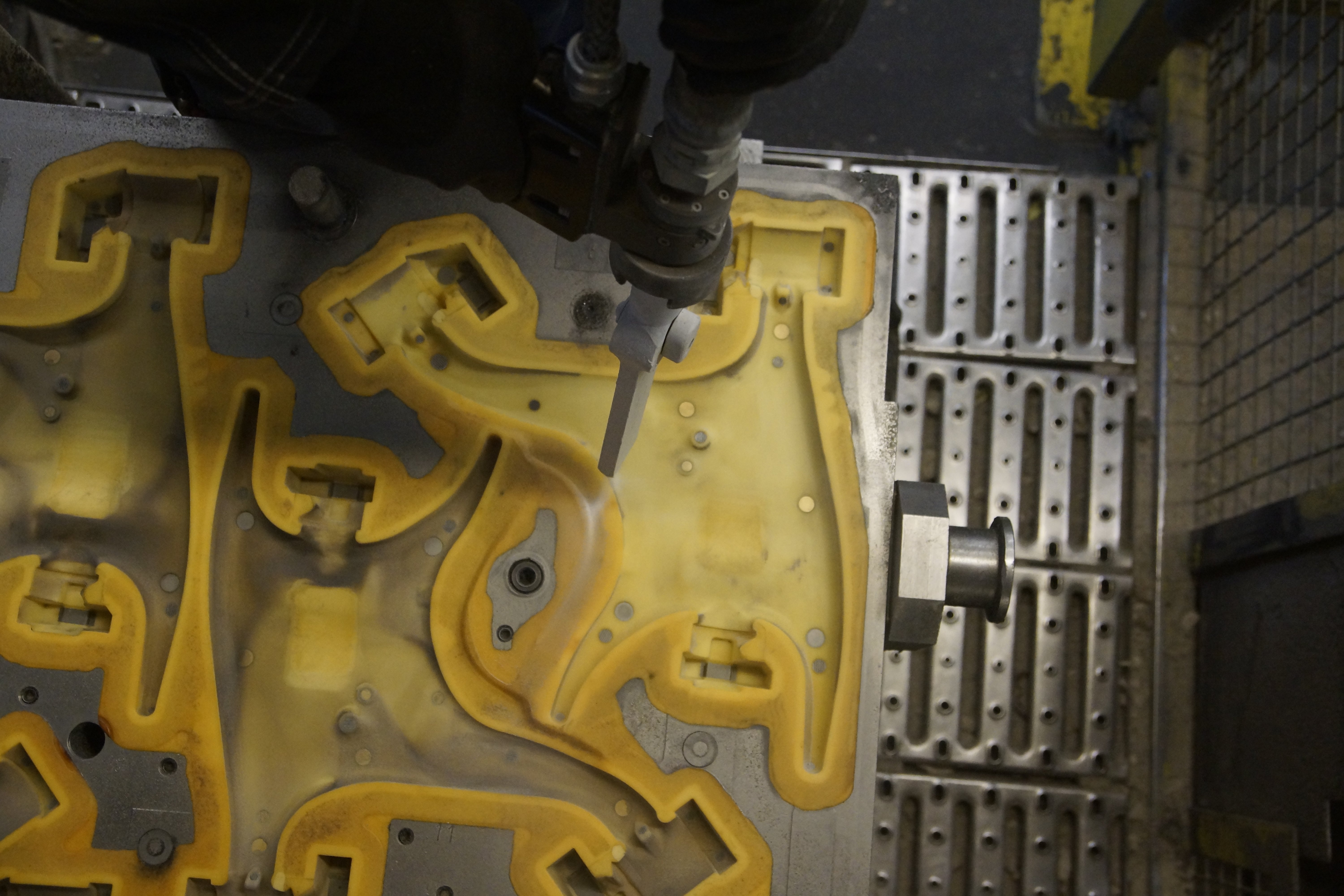 How a foundry cut cleaning time of core boxes by 60